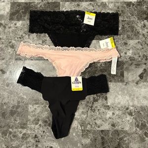 NWT Bundle of Thongs - Size M